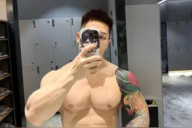 男生11个手臂训练动作，暴燃三头肌，打造你的粗壮麒麟臂！图片