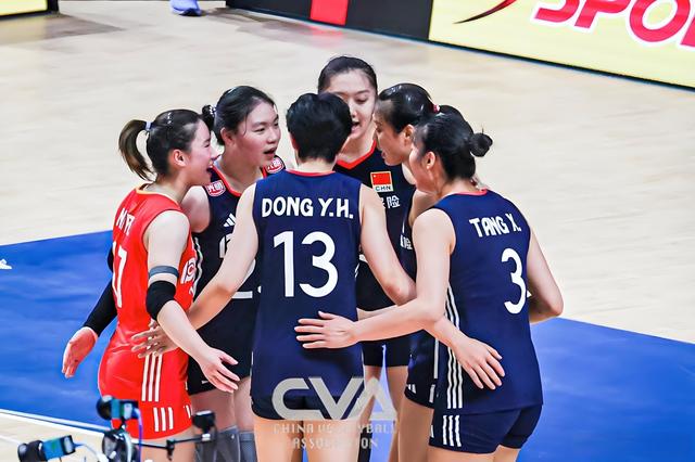 女排世联赛中国队5名球员数据抢眼