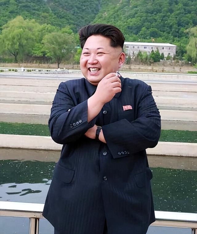 金正恩还没抵华，9国高层拒参阅兵，中方送出一句话，信号不简单
