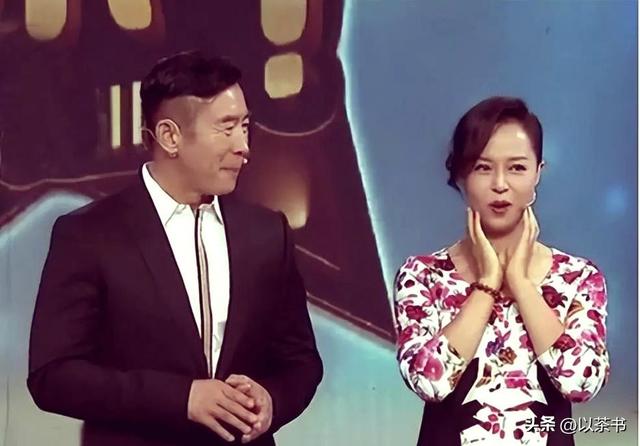 原来他们是两口子，戏里戏外都是夫妻，结婚26年坚持丁克不生孩子