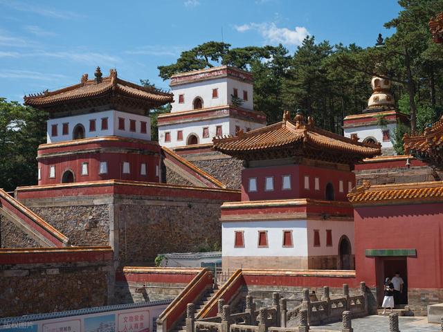 北京不解，天津也纳闷，如今承德竟成可品可忆的 “皇家园林宝典”