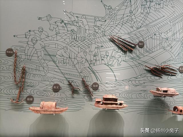 去二号厅，乘船看风景