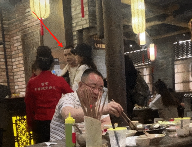 韩红也没想到，自己“藏”了26年的儿子，如今已经成了她的骄傲