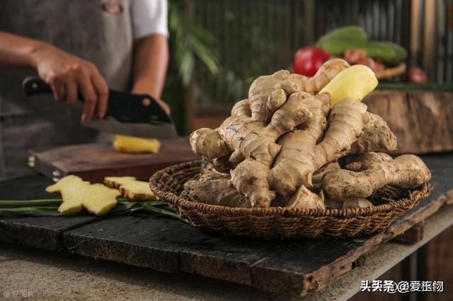 枸杞搭配生姜	，作用太厉害了，老公才吃3天直说好，赶快收藏