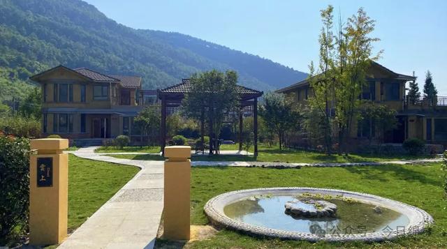 超凉快！走！住小院枕山风，做绵竹“山系青年”……