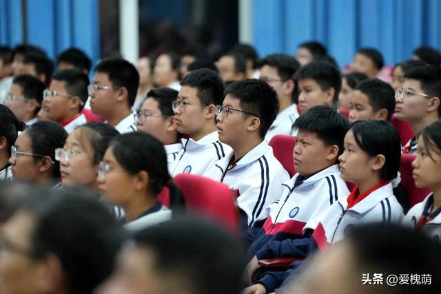 槐荫区“理响满槐·科普之夜”点亮青少年科学梦想