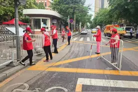 和平区太原街街道中山社区：爱心守护莘莘学子 志愿力量护航梦想图片