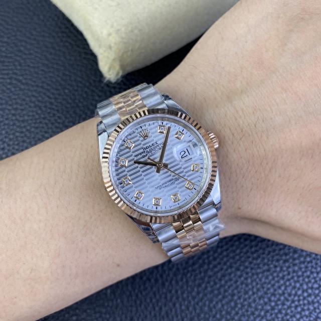 ���ݲ�ɽ����ۼ�2595Ԫ���������9��ԭװ��ϸ�ھ�տ�ѷֱ�