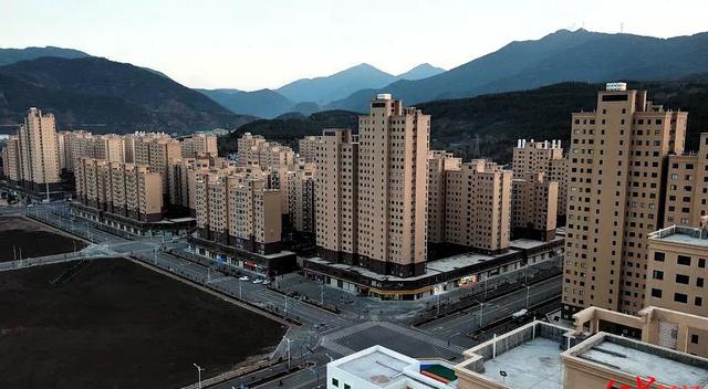 一个贫困大县5年内98位学子考入清华北大！还有亚洲第一 世界第一