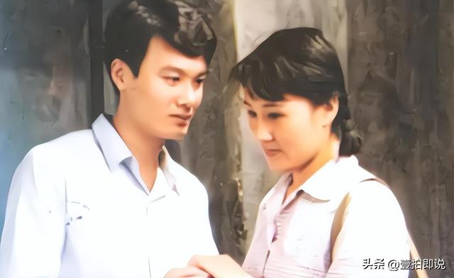 恶心一幕出现了！张凯丽因不得体穿搭被热议，刘晓庆的话得到印证