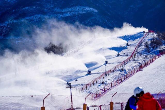 今天开板！海淀唯一滑雪场，全新升级