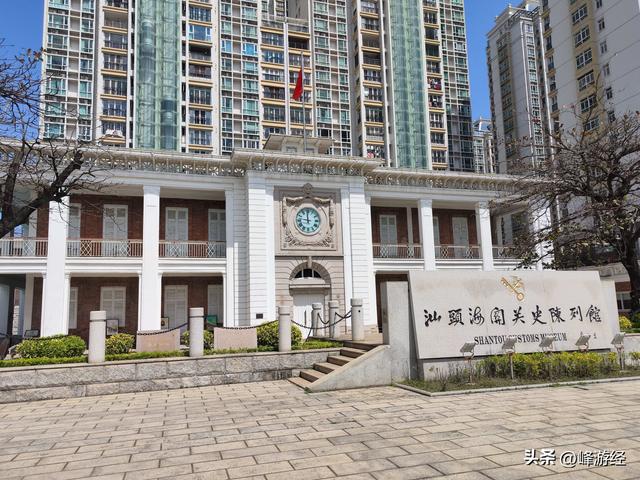 潮海关钟楼旧址，有关经济命脉的重要部门，竟被洋人掌控近百年