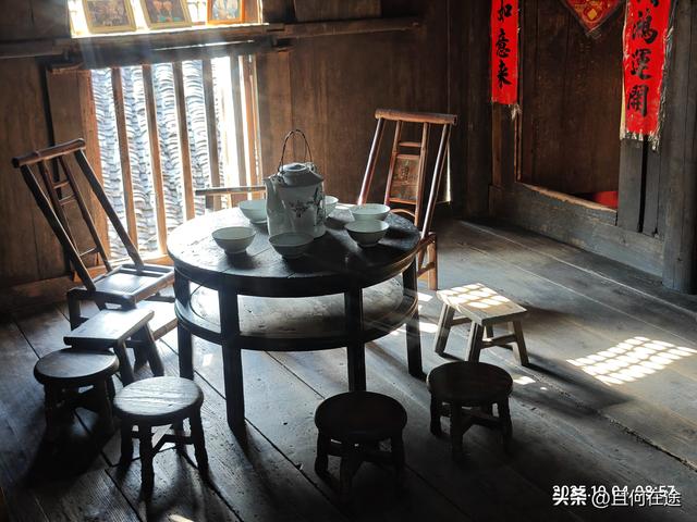 国庆期的龙脊梯田，即使是用老人机，也能拍出最动人的秋景与秋色