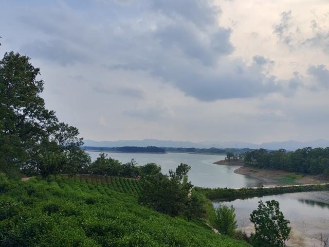 《水底故园：冯家庄的千年沉浮》