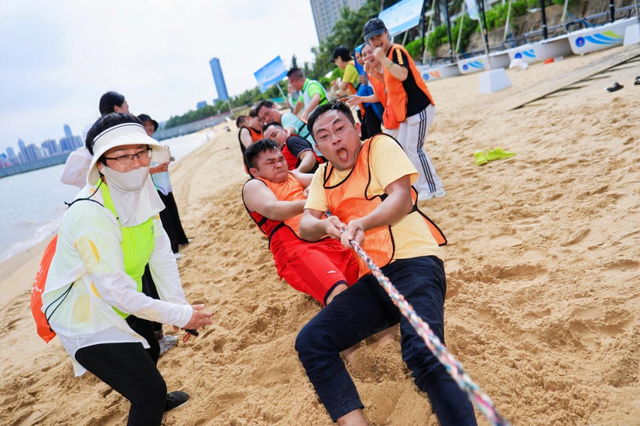 2025年海口市全民健身系列活动欢乐收官——沙滩趣味运动会燃爆西秀海滩