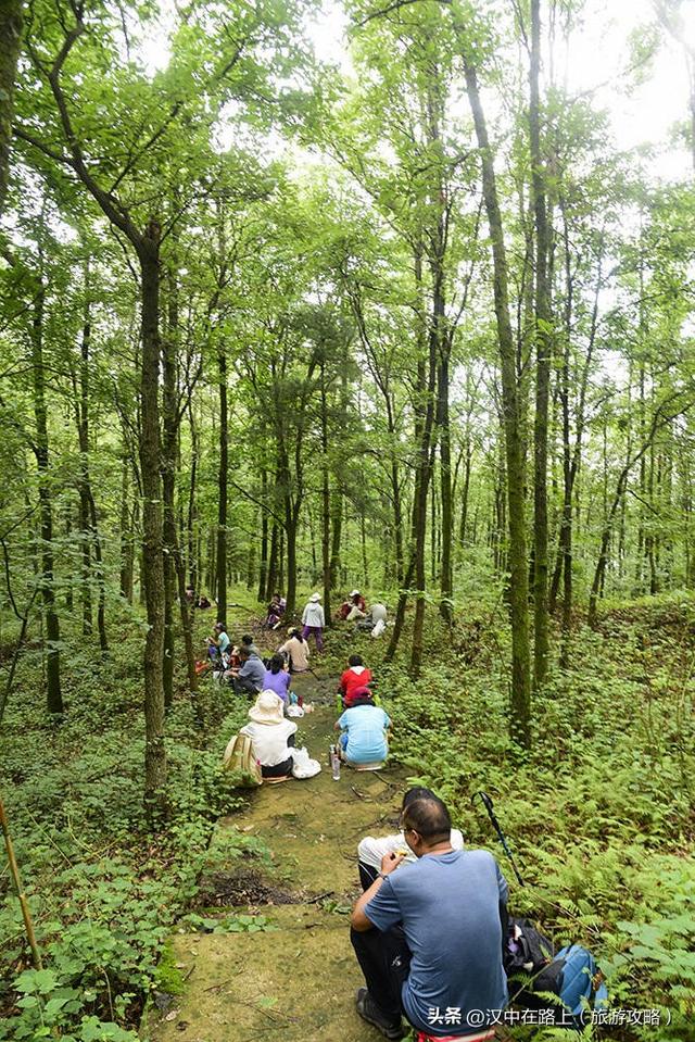 雨过天晴，汉中24人登山小队出发！