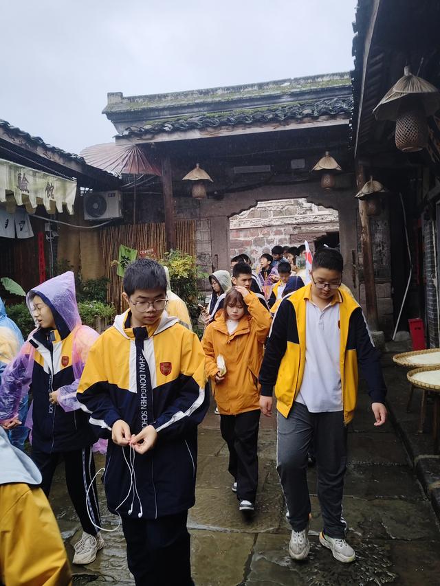 南行漫记：和宜宾握手再见，到李庄古镇打卡，今天跑到贵州