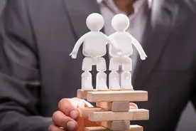 领导说“你有空来一趟”，老实人只会说“马上来”，聪明人这样做图片