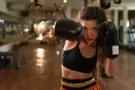 【减肥狂潮】高强度打拳，如何保护你的手腕和胳膊肘？图片