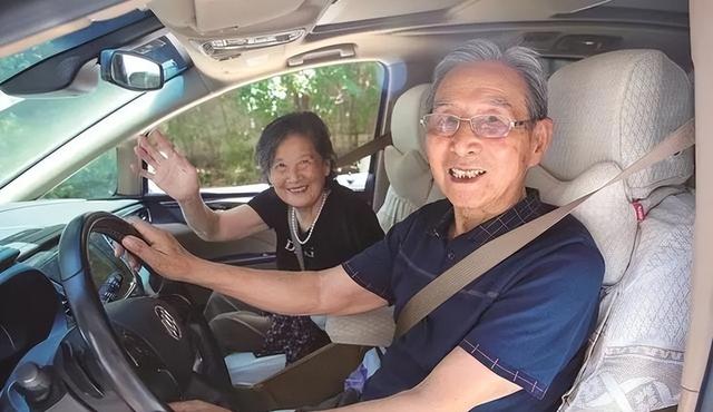 西藏旁有个神秘王国，独立存在600多年，去过的中国人不足2位数