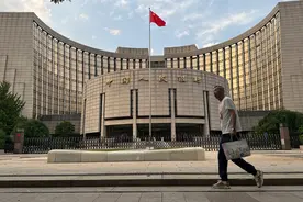 钱去哪了？4月存款大减近4万亿元！投资者：利率一降再降，大额存单难抢……图片