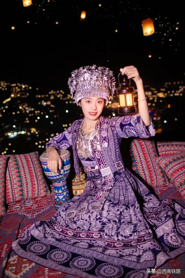 预测要火!高铁直达古镇,这样穿搭更出片