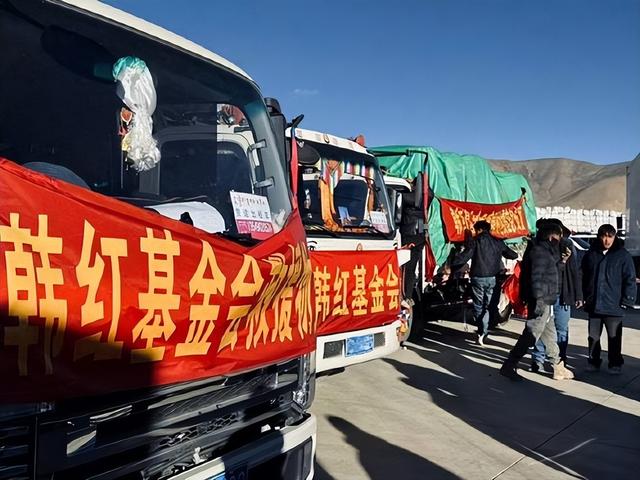 贪污上亿、假慈善？被实名举报的韩红，现在坐椅子都要被“审判”