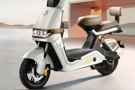 没买车的可以笑了，5款全新电动车上市，72V的下探到2450，真香！图片