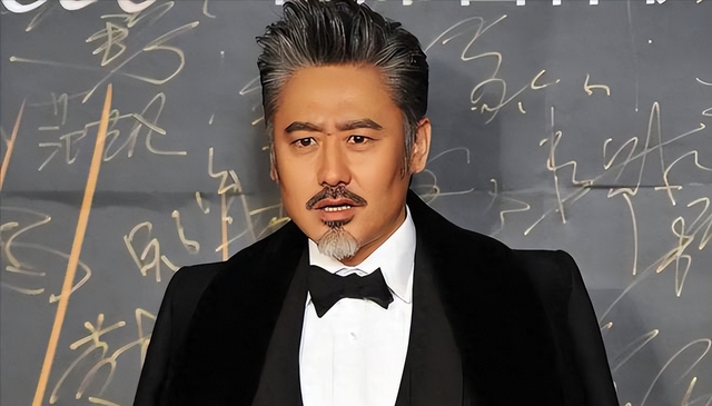 善恶有报，移居英国仅2年	，57岁吴秀波再迎噩耗，步入李易峰后尘