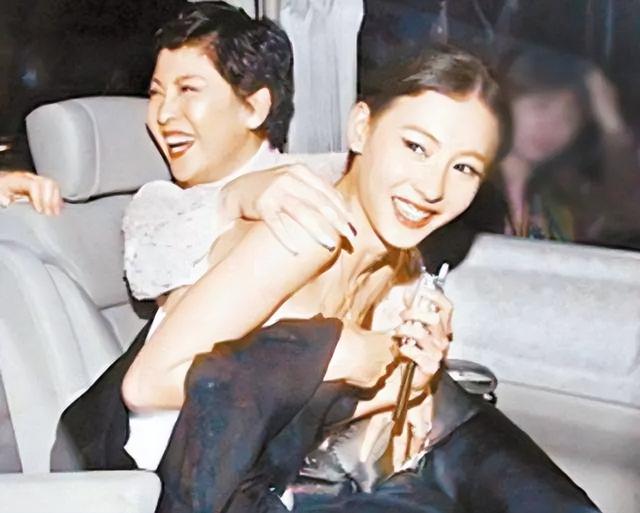 谢霆锋没想到，已备好寿衣和遗照的张柏芝，揭开了王菲仅剩的体面