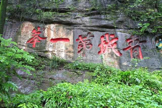 成都必去十大景点排行榜，这才是成都最值得去的10个景点，收好！
