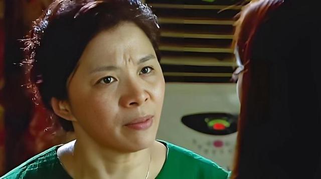 原来他们是夫妻，因戏生情恩爱41年，演完《生万物》终于红了！