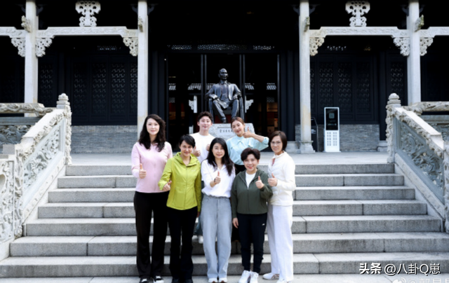 霍启刚太幸福，44岁郭晶晶又传喜讯，让霍震霆和香港阔太圈沉默了