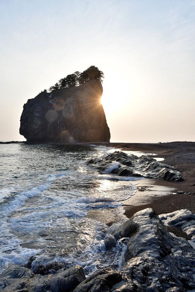 一江之隔带你观看不一样的朝鲜-朝鲜东海名胜——海七宝