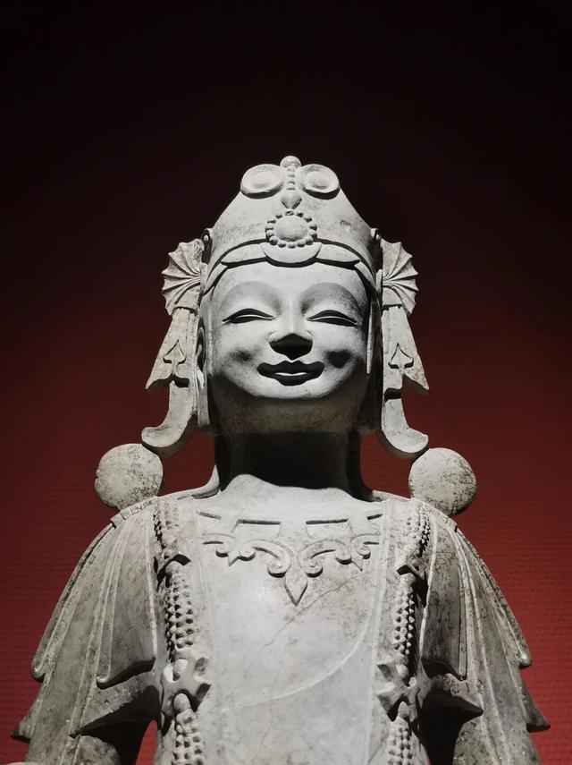 从天津，坐个绿皮火车去蓟州，寻访仅存的三大元构之一的独乐寺