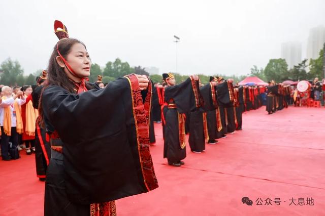 第十二届世界马氏恳亲大会暨第一届马援文化节在河南信阳息县举行