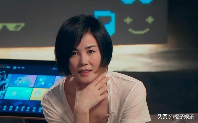 王菲和窦唯离婚26年，当初人人看好的一对，是怎么分开的？