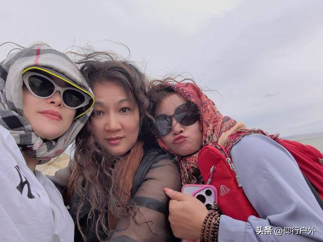 大美新疆十天游