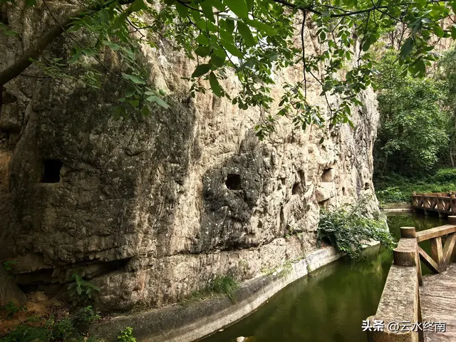 美不美？从“吐一路”到最美乡村路，看4000年银杏，探2000年栈道