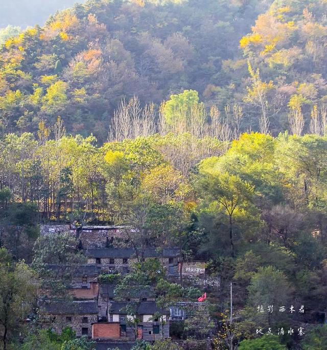 河南10月最美自驾路线，连穿5大挂壁公路，一下车美到词穷！