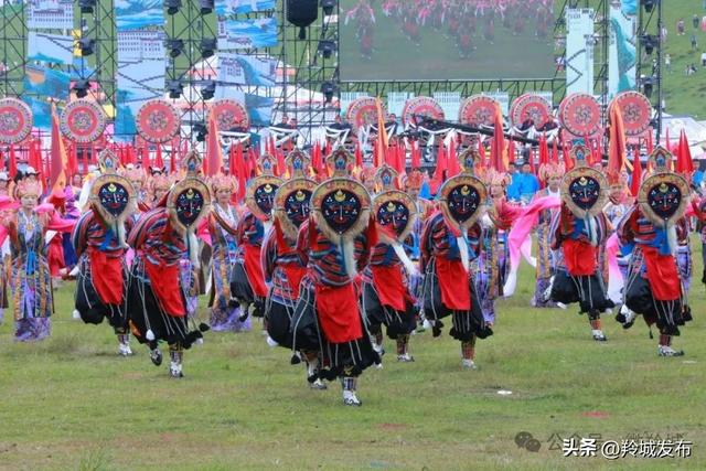 【相约九色甘南香巴拉】组图|跨越时光的羚城之约：祝福与未来的双向奔赴