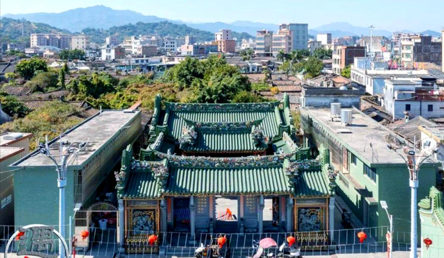 我国人口最多的村？村可敌国，海外人口超20万，来自古代一等世家