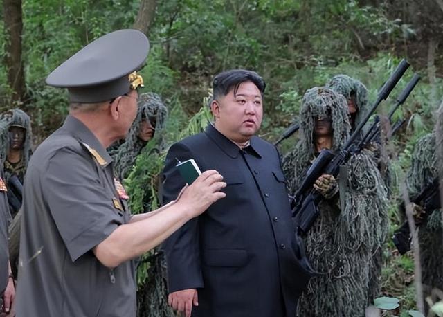 九三阅兵名单公布，人员安排大有深意，美西方将有大批贵客抵华