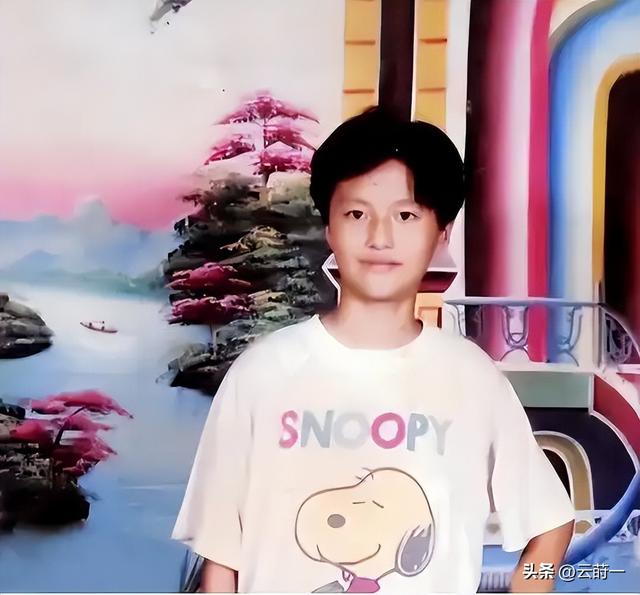 这次被央视“点名”的谭维维，暴露真实处境，原来刘欢当初没说谎