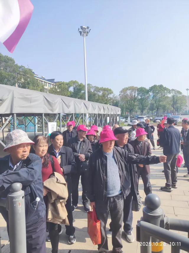 重阳敬老 情暖金秋