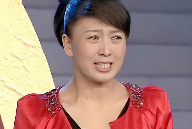 央媒点名，官方下场，资本表态	，闫学晶彻底凉凉！