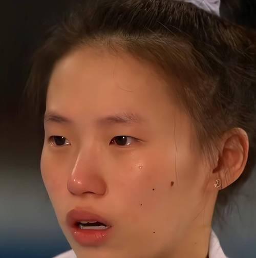 终于坦白了！陈芋汐再谈全红婵，眼睛哭红了	，原来两人关系这么好