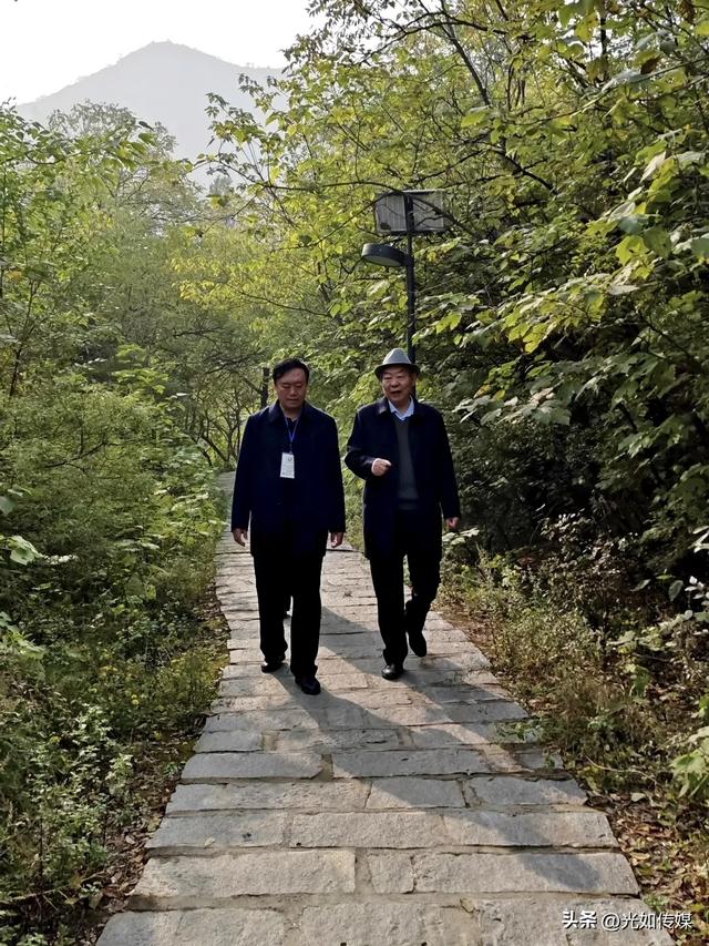 秋韵登高·文脉传承--河北文化名人光禄山第16届九九重阳雅集纪略