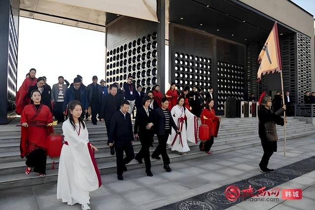 “行走史圣故里”采风活动走进梁带村芮国遗址博物馆（组图）