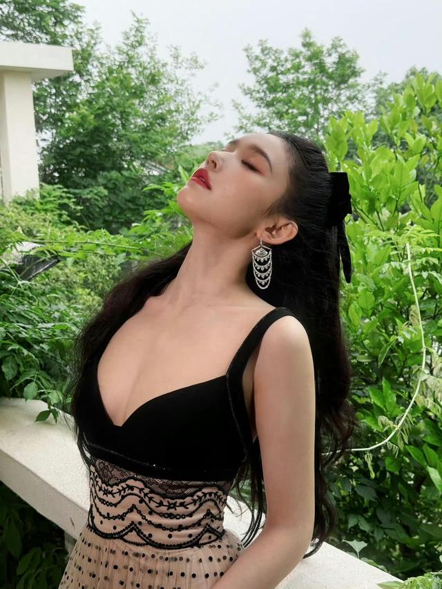 美图福利(17)，林允、杨幂、卢昱晓、宋雨琦、李一桐、孔雪儿